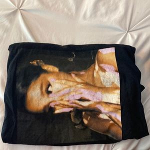 Ariana Grande Sweetener Tee